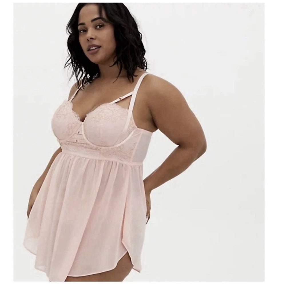 Torrid Curve Light Pink Underwire Lurex Lace and Mesh Skirted Babydoll Sz 6X